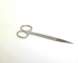 Nůžky chirurgické hrotnaté 140mm